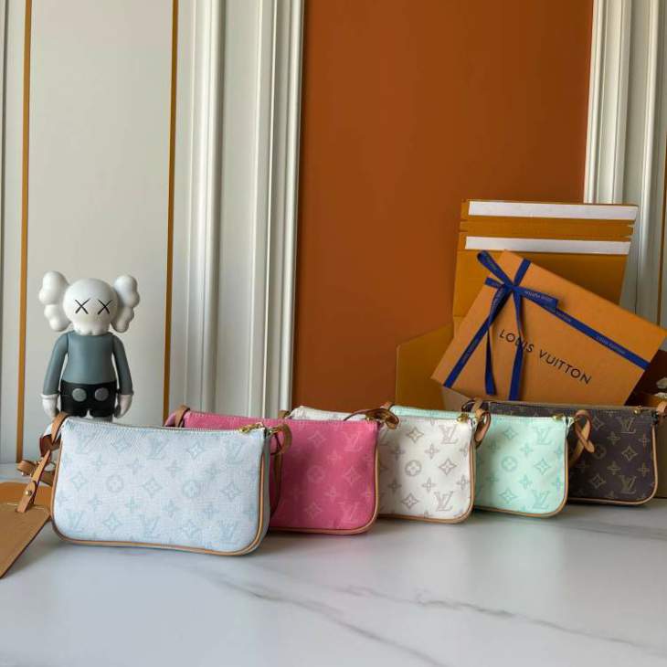 Picture of Louis Vuitton Wallets _SKUfw228932983fw